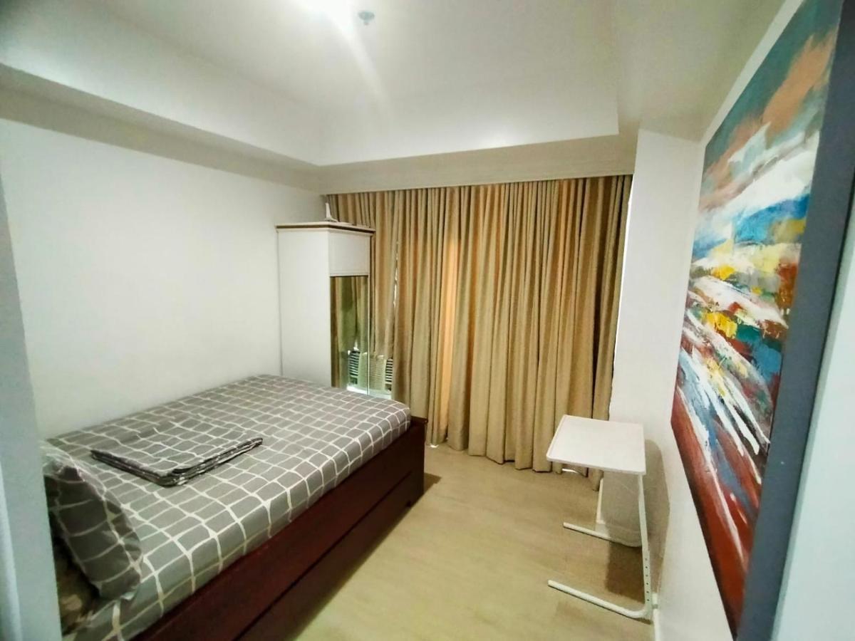 Beach Front Living In The Heart Of The City, Azure Residences 马尼拉 外观 照片