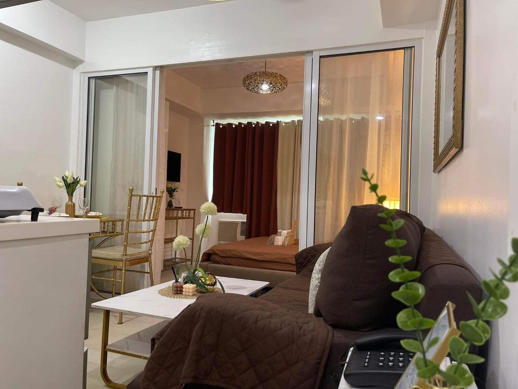 Beach Front Living In The Heart Of The City, Azure Residences 马尼拉 外观 照片