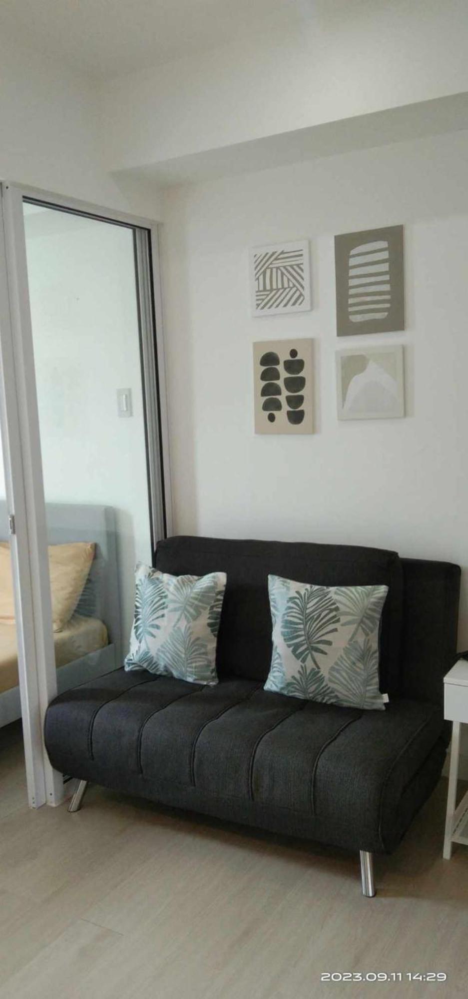 Beach Front Living In The Heart Of The City, Azure Residences 马尼拉 外观 照片