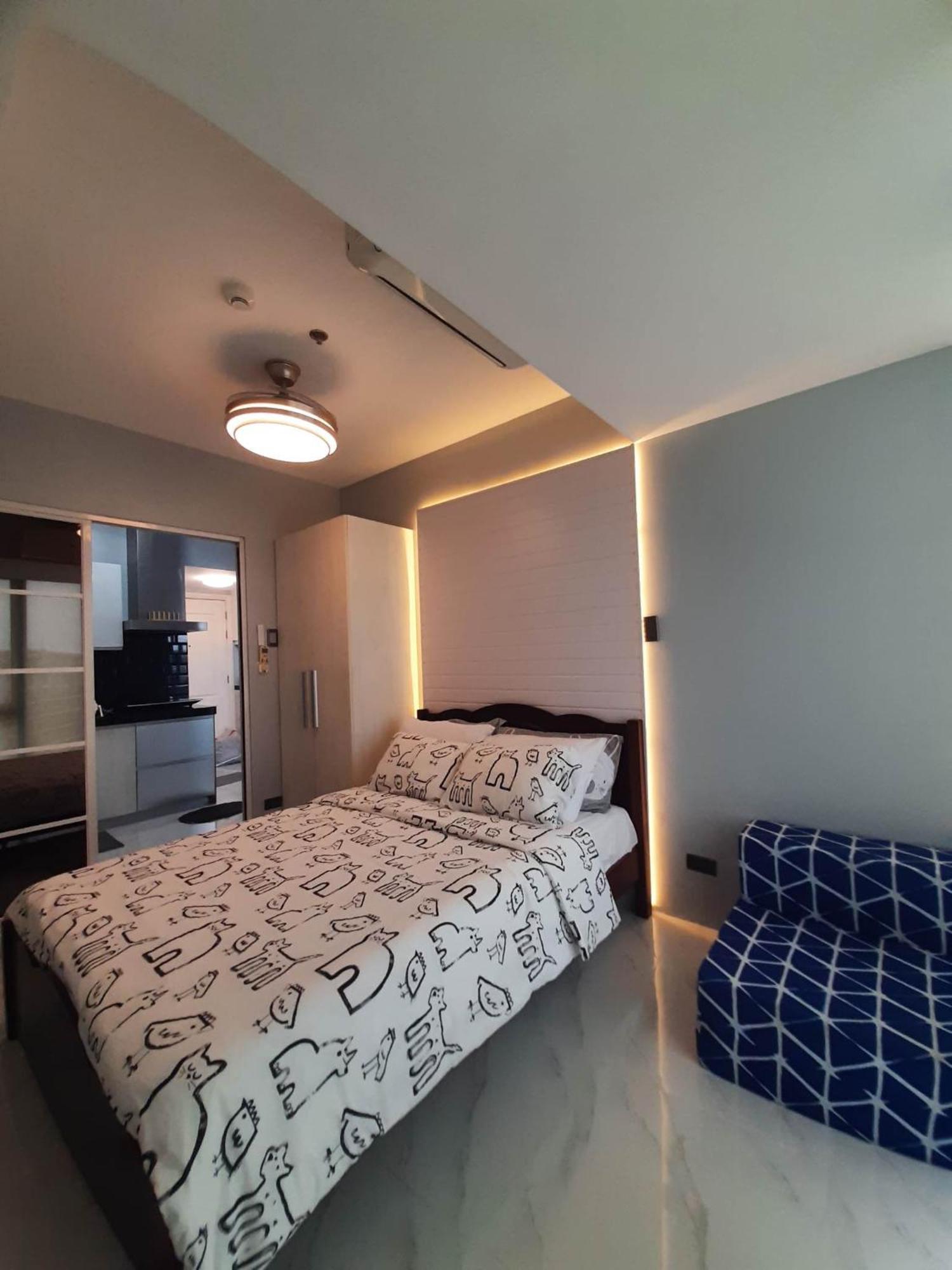 Beach Front Living In The Heart Of The City, Azure Residences 马尼拉 外观 照片