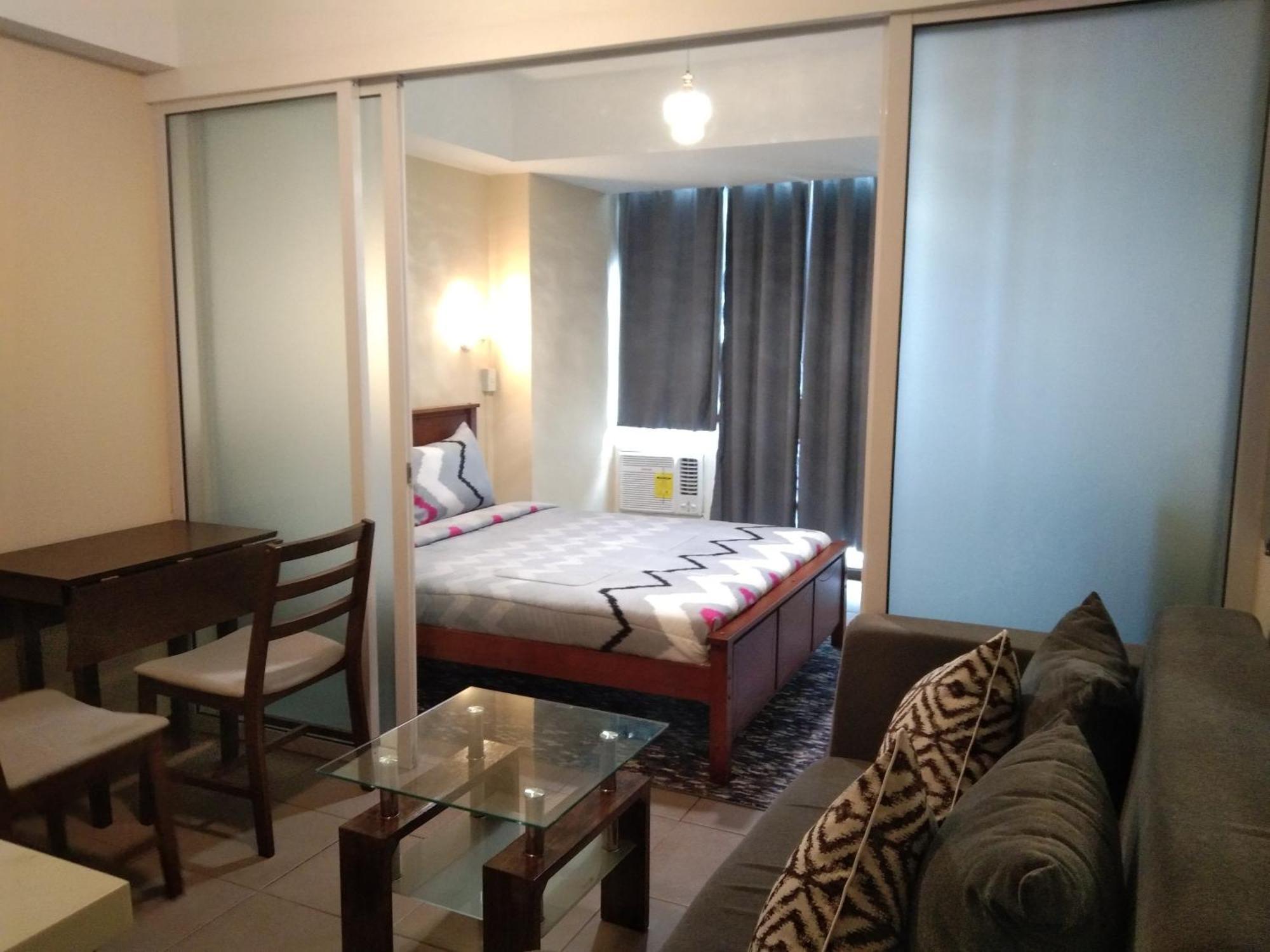 Beach Front Living In The Heart Of The City, Azure Residences 马尼拉 外观 照片