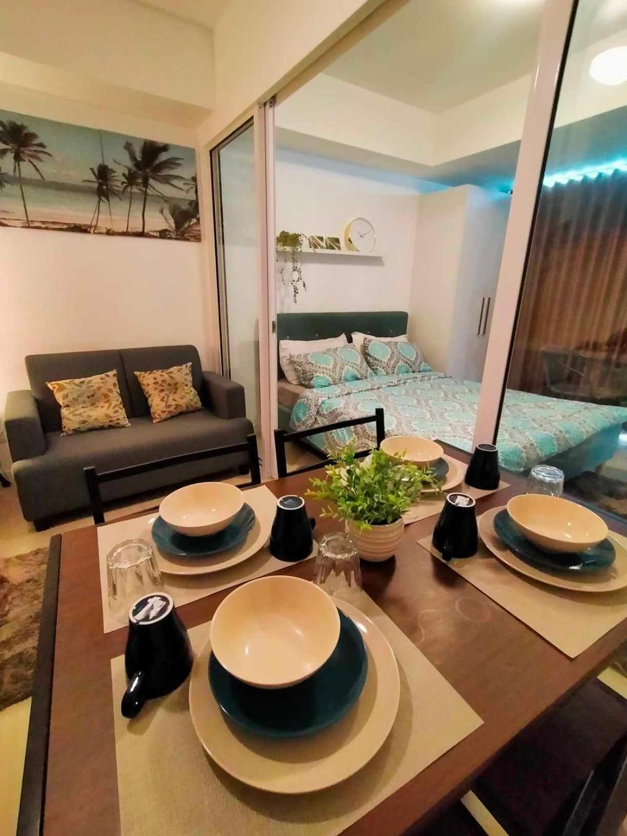 Beach Front Living In The Heart Of The City, Azure Residences 马尼拉 外观 照片